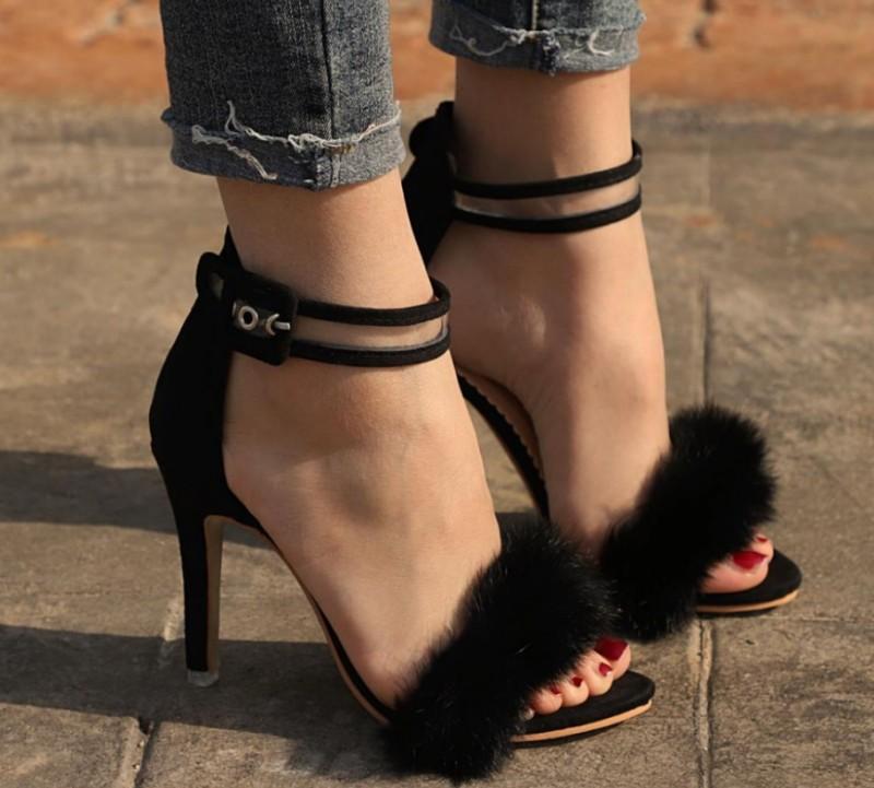 Women's Summer High Thin Heel Sandals With Faux Fur Decoration